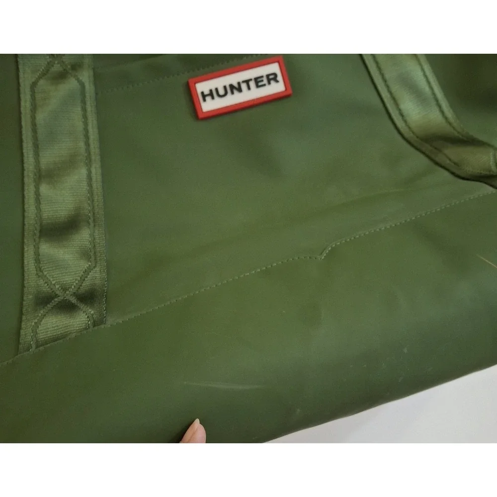 Hunter for Target Green Oversized Zipper Overnight Tote Bag Carryon‎
